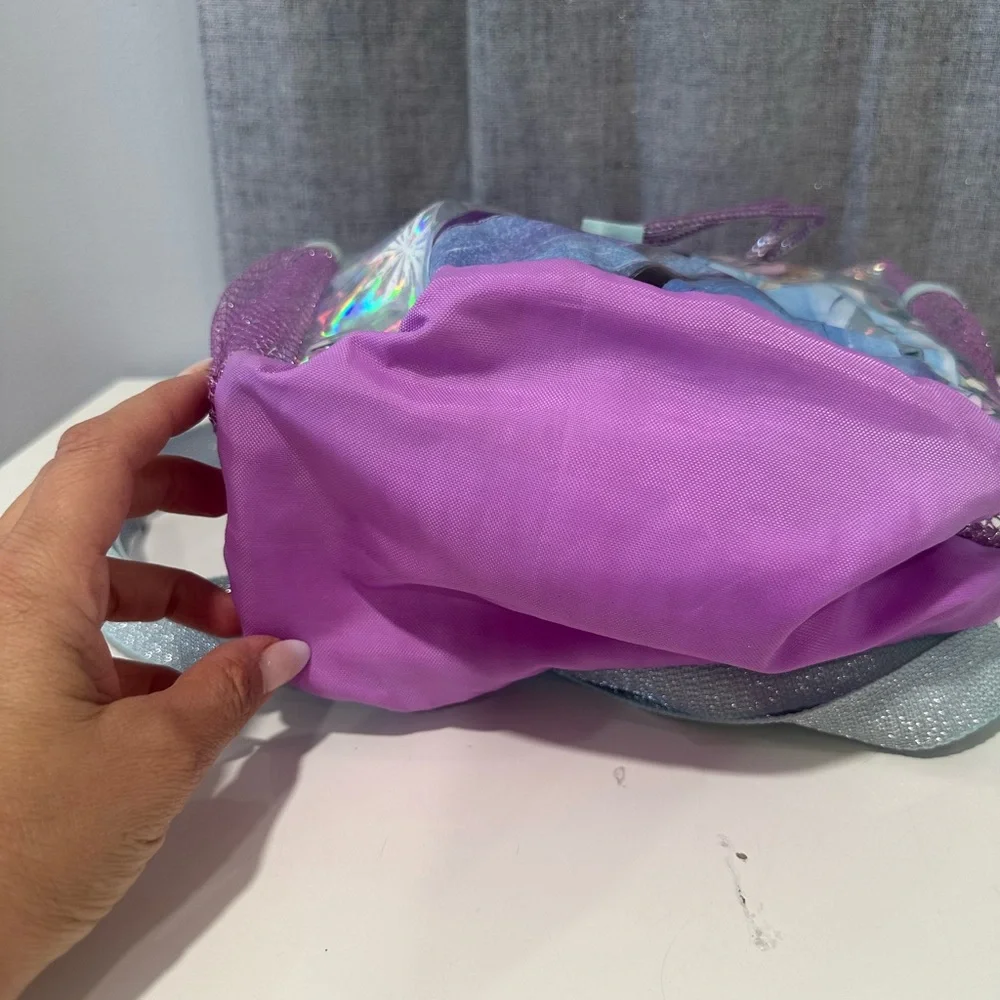 Disney frozen drawstring, backpack, Purple. Anna and Elsa